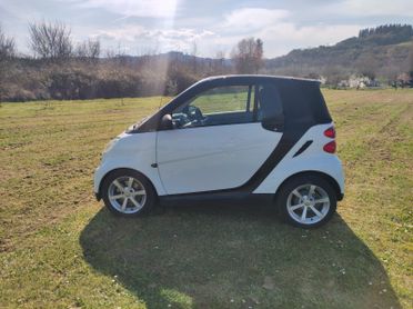 Smart ForTwo 1000 52 kW MHD cabrio passion