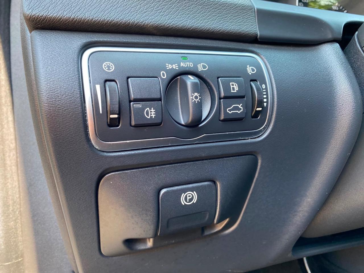 Volvo V60 D2 Geartronic Momentum