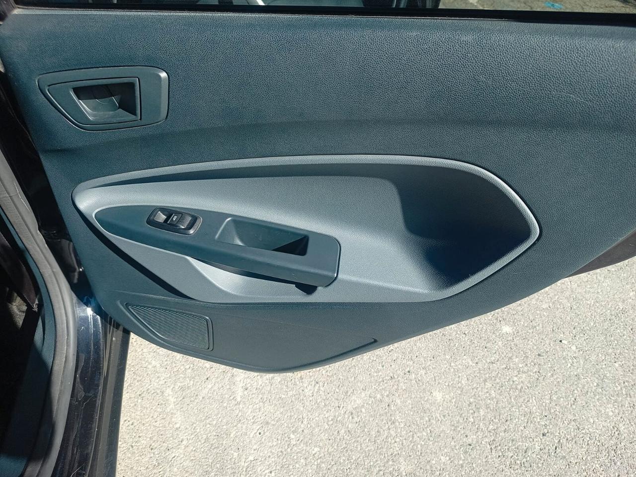 Ford Fiesta Titanium 1.6 TDCi 95cv 5 Porte