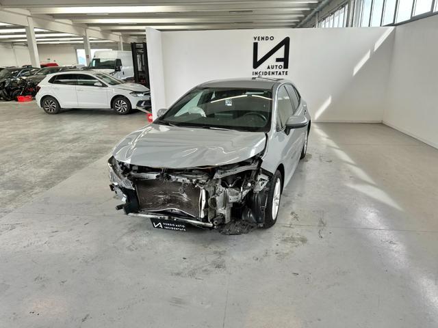 TOYOTA Corolla 1.8 HYBRID STYLE