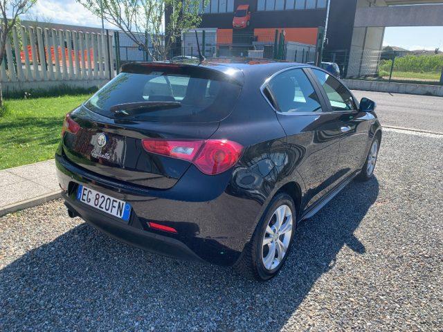 ALFA ROMEO Giulietta 1.6 JTDm-2 105 CV Distinctive