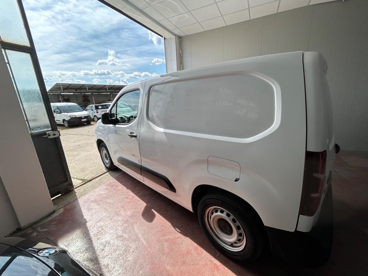 Toyota proace 3 posti