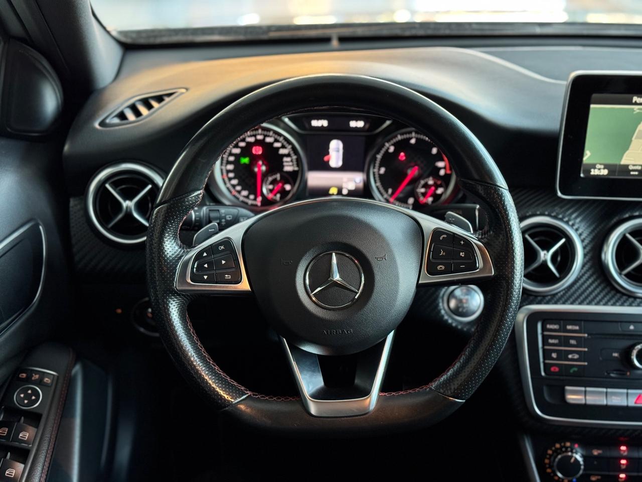 Mercedes A 200d Automatic 4Matic Premium AMG