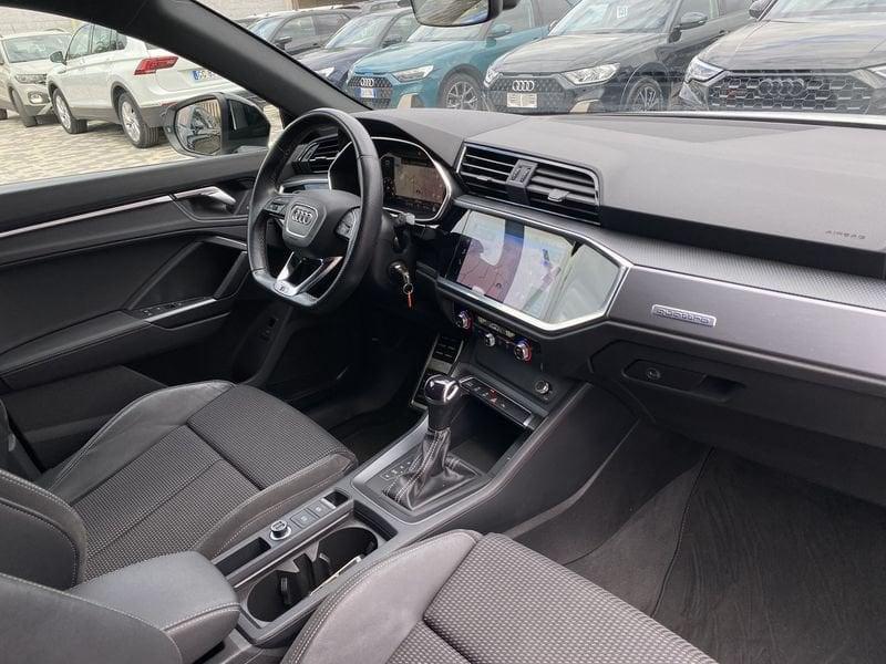 Audi Q3 SPB S Line interno ed esterno 2.0 TDI 200CV S-Tronic quattro 40