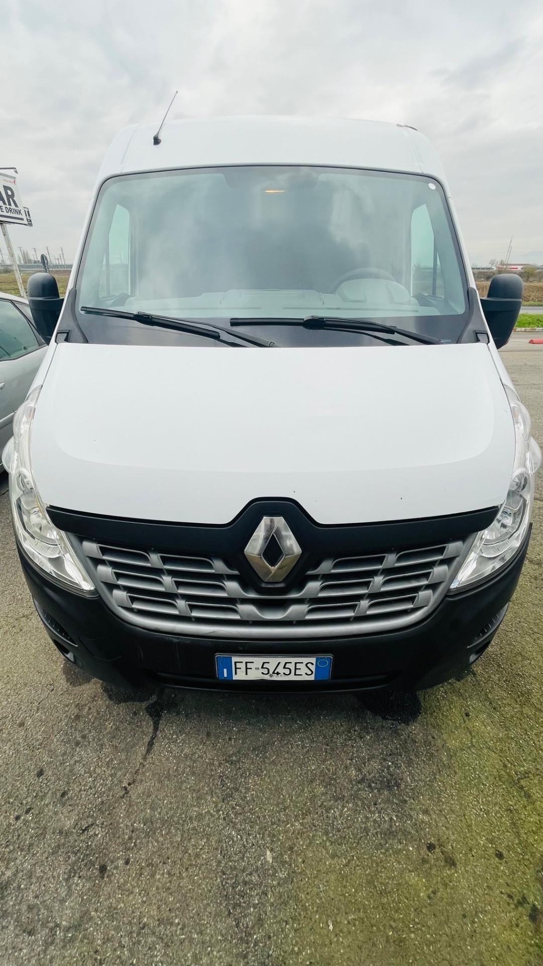 Renault Master T35 2.3 dCi/125 TP PL Cabinato E5