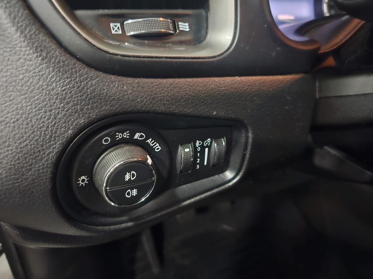 NUOVA JEEP RENEGADE LIMITED BLACK LINE 1.6 MJT 130CV