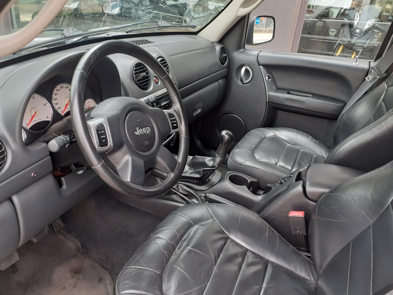 Jeep Cherokee 2.5 CRD Limited