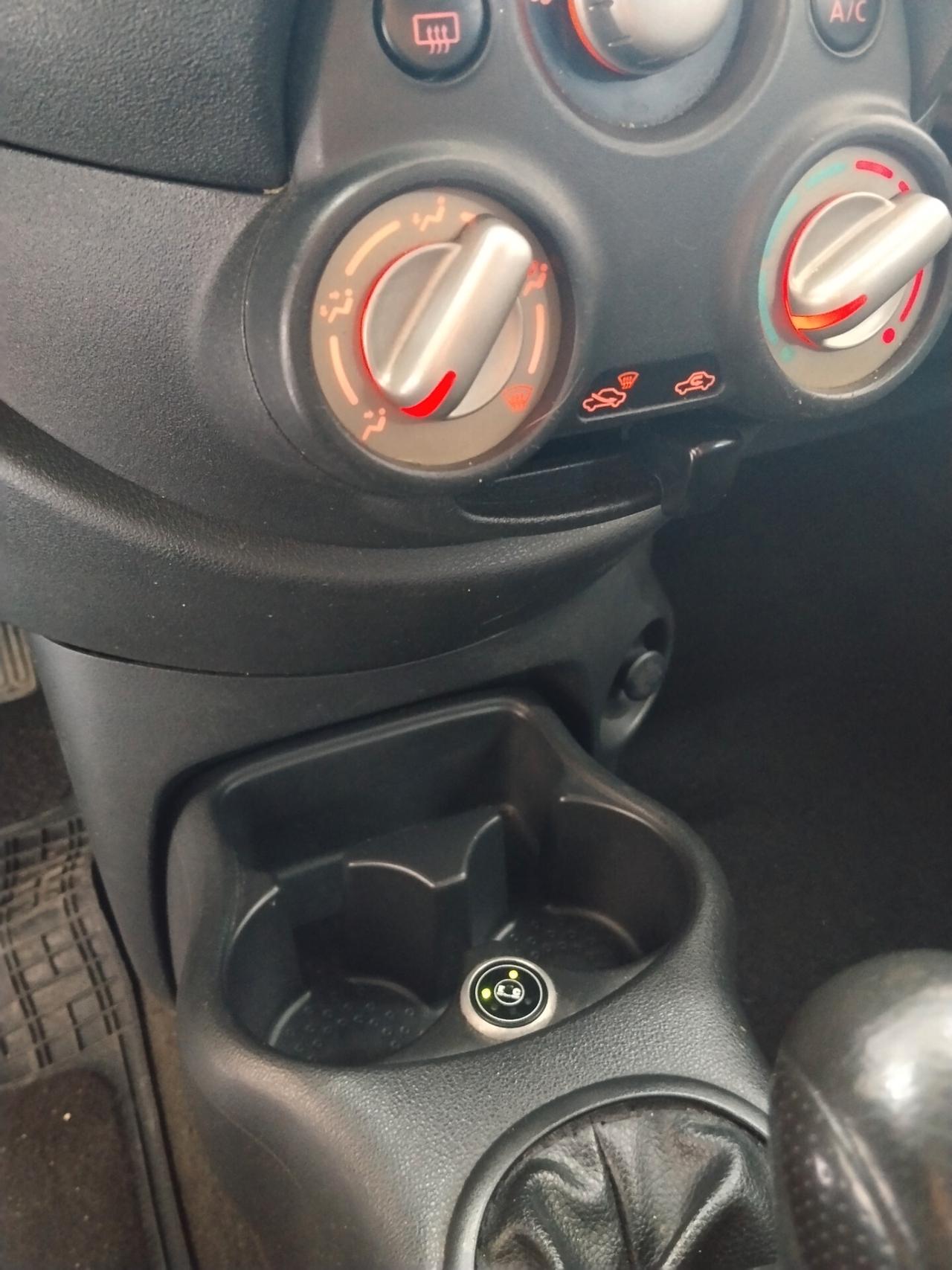 Nissan Micra 1.2 benz/GPL 2013 CON GARANZIA