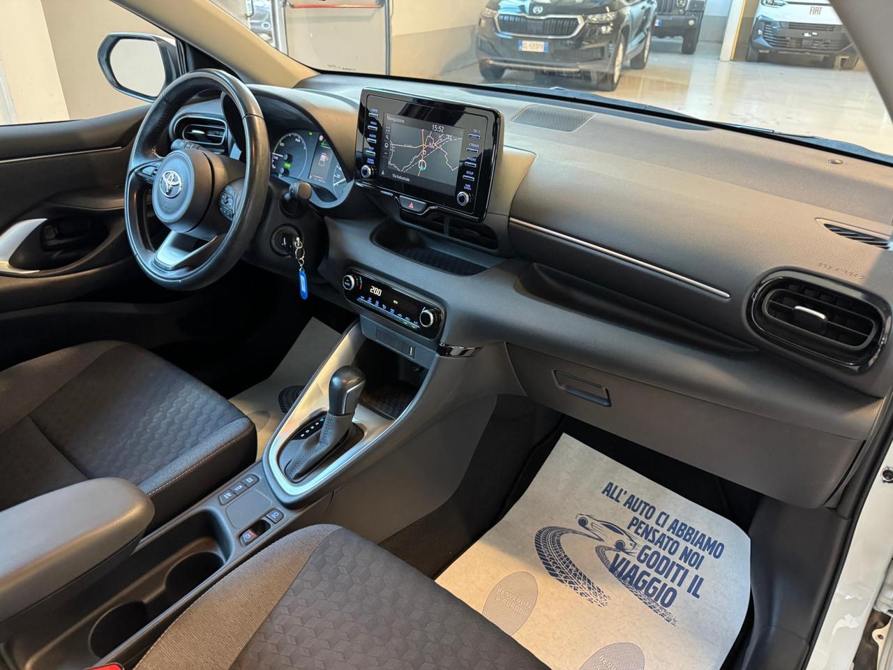 Toyota Yaris 1.5h Business N1-AUTOCARRO PREZZO + IVA