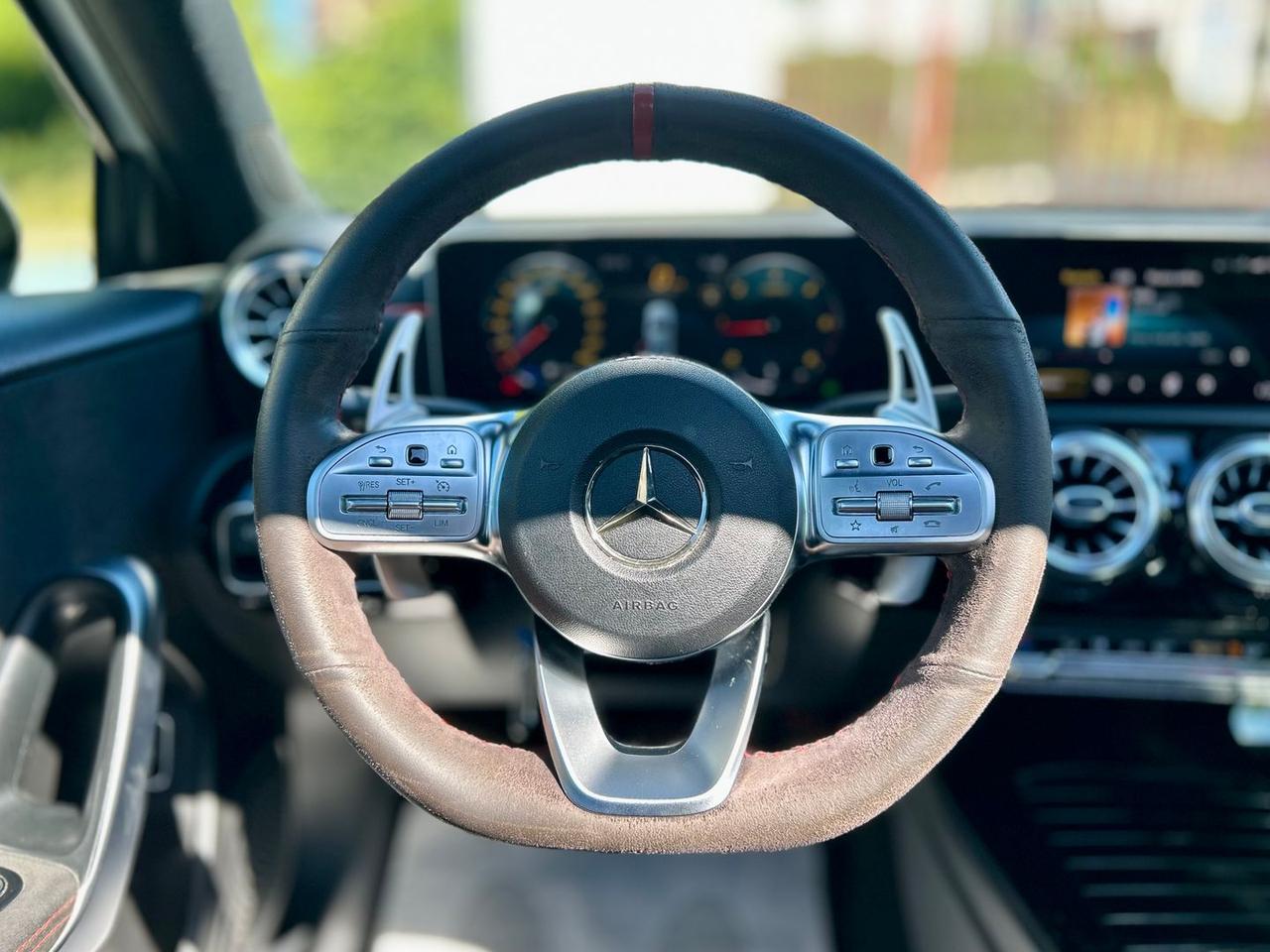 Mercedes-Benz A 180 D Sedan AMG Line #50296