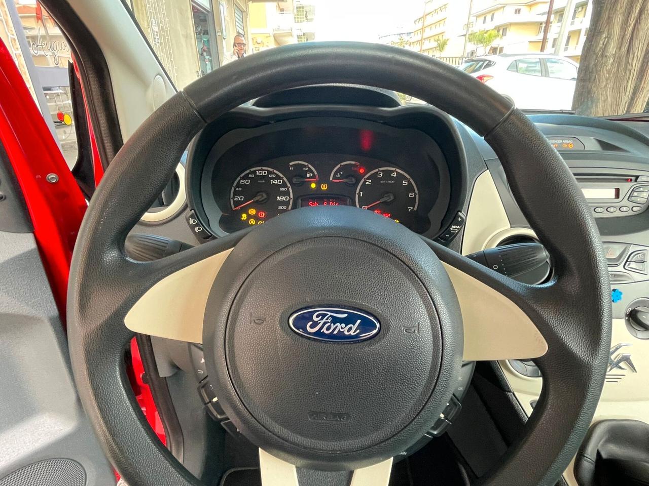 Ford Ka 1.2 8V 69 CV Individual