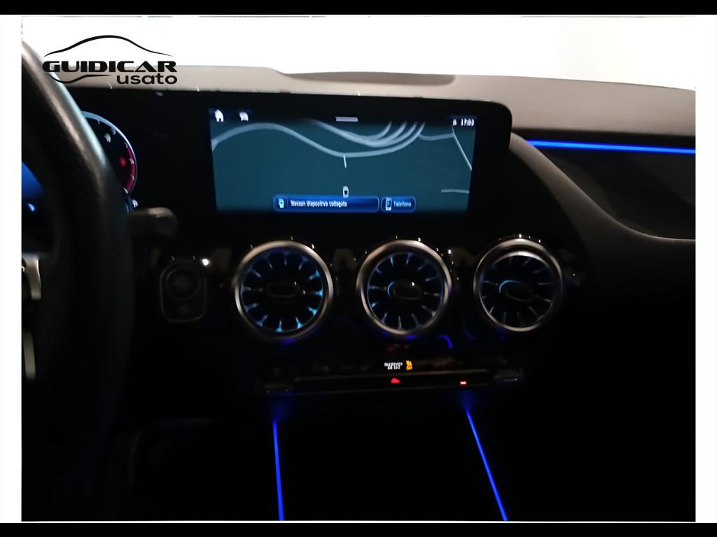 Mercedes-Benz Classe B - W247 2023 - B 180 d AMG Line Advanced Plus auto