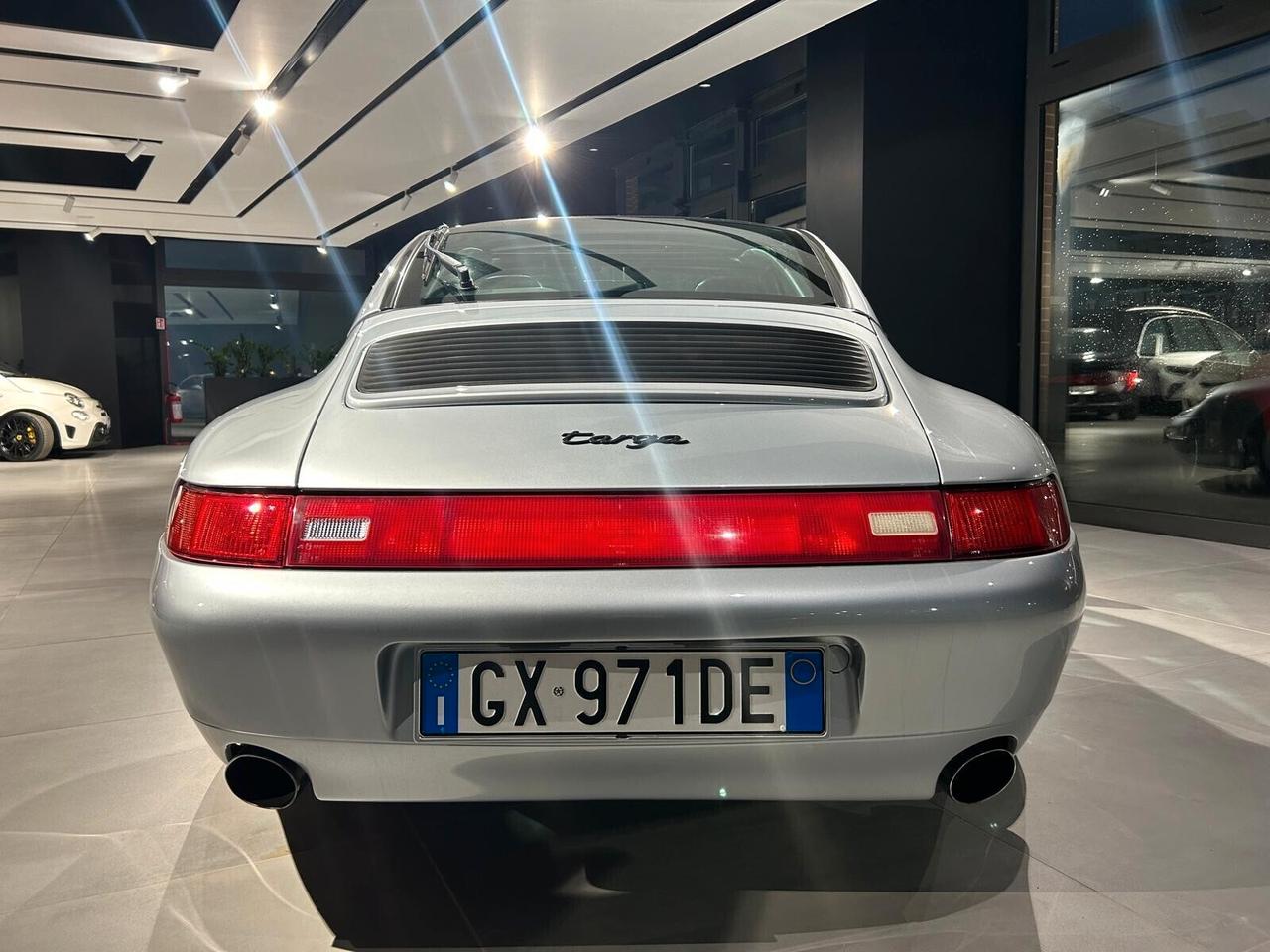 Porsche 911 Carrera Targa