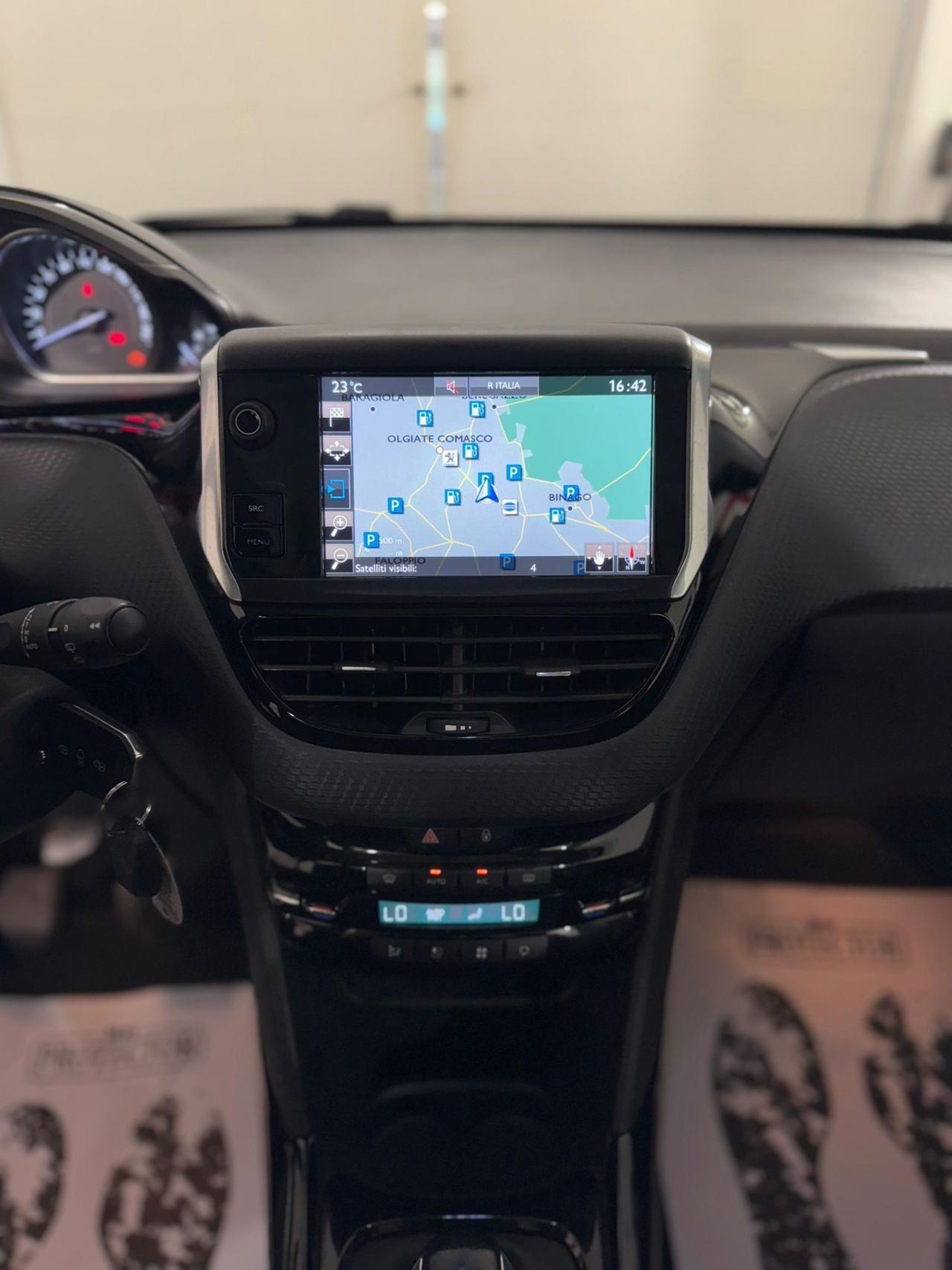 Peugeot 2008 BlueHDi 100 Allure*EURO 6B*