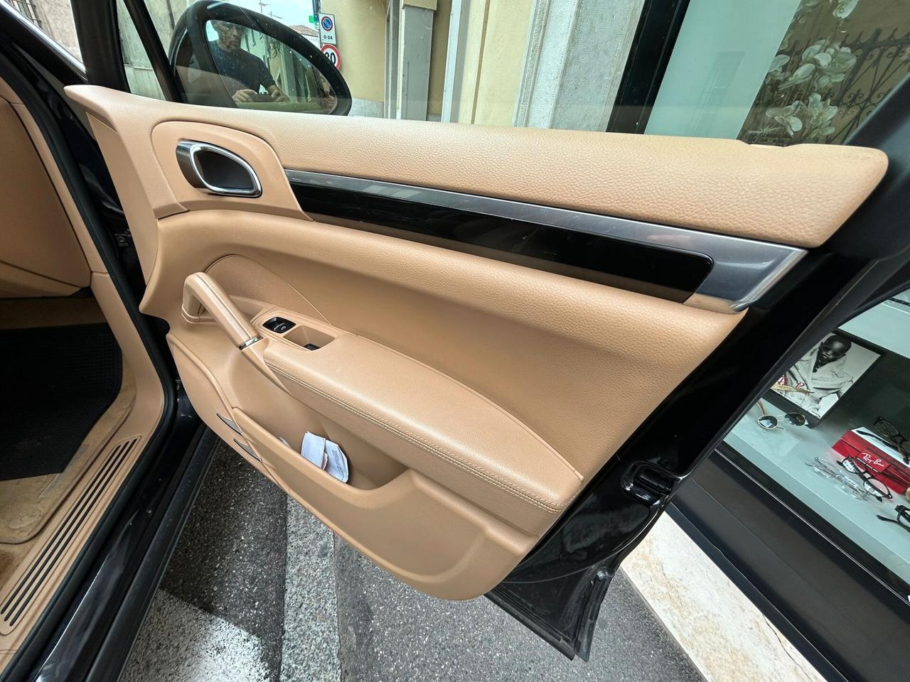 Porsche Cayenne 3.0 V6 tdi tiptronic