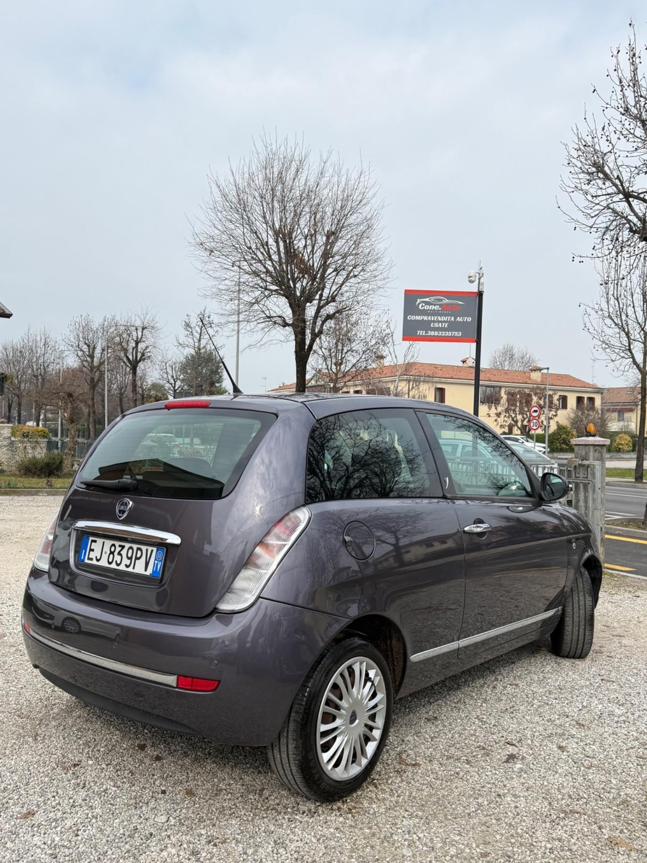 Lancia Ypsilon 1.2 69 CV Platinum