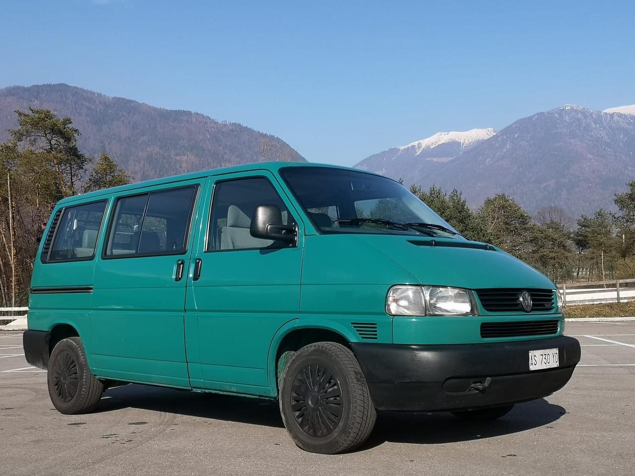 Volkswagen Transporter 2.5 multivan Caravelle