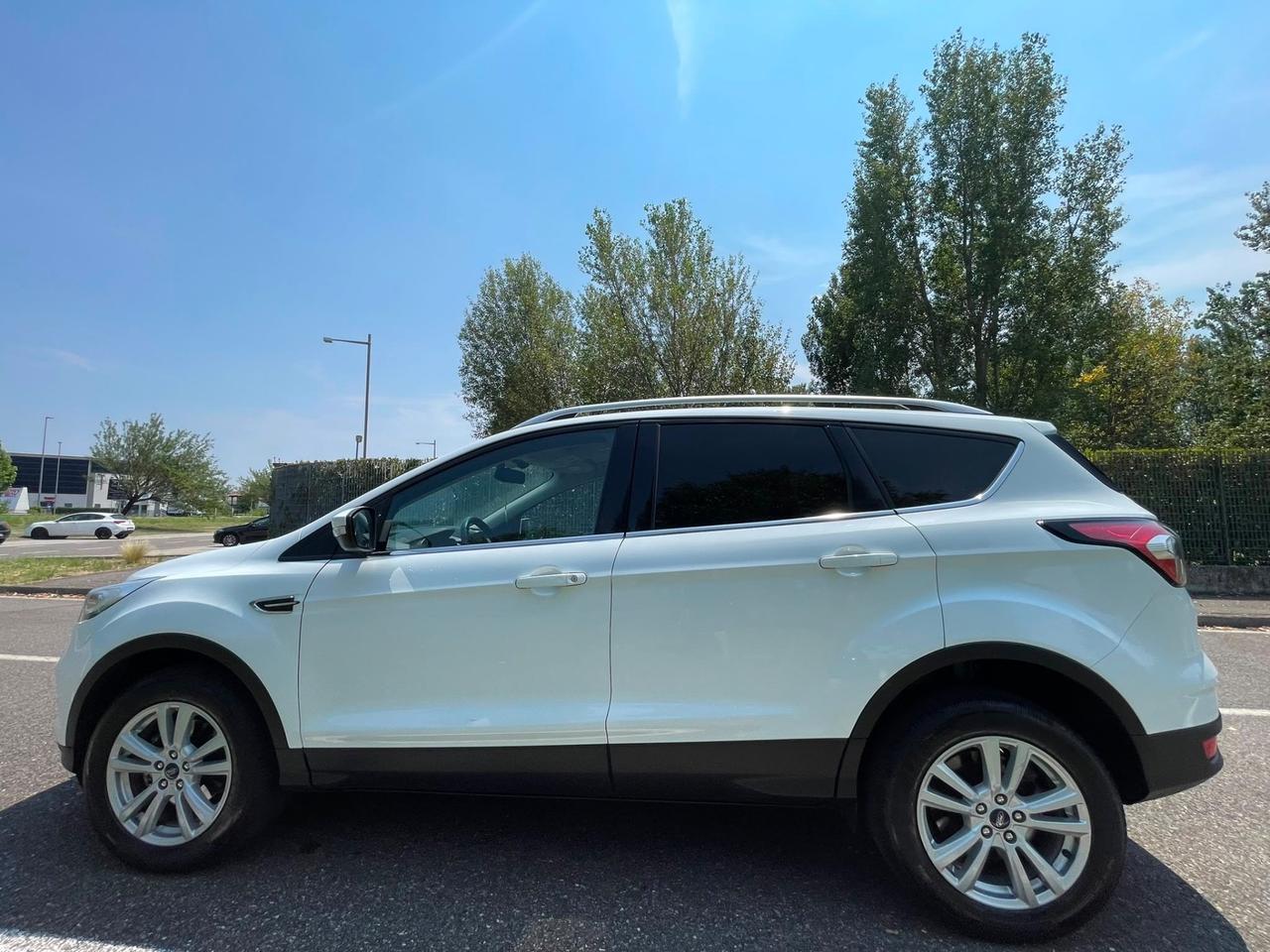 Ford Kuga 2.0 TDCI 120 CV S&S 2WD Powershift ST-Line
