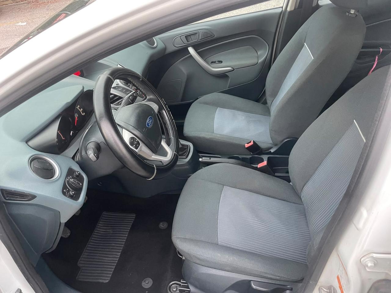 Ford Fiesta 1.4 TDCi 5p. Titanium
