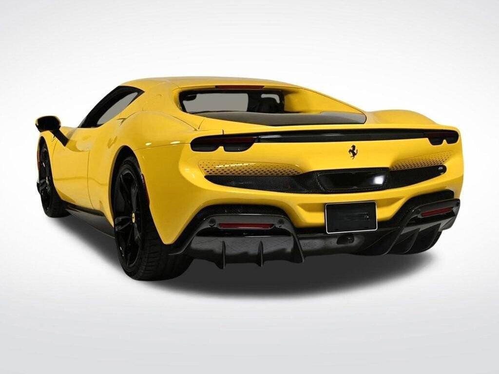 Ferrari 296 GTB NOLEGGIO LUNGO TERMINE - LEASING FULL INCLUSIVE