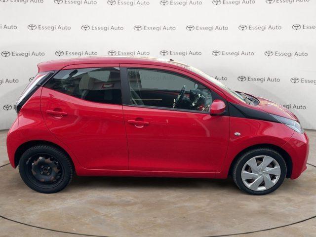 TOYOTA Aygo 1.0 VVT-i 69 CV 5 porte x-play