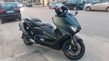 Yamaha T Max 560