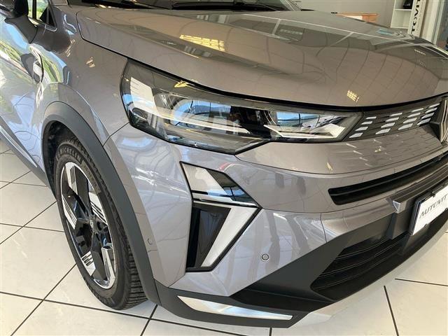 RENAULT Symbioz 1.6 E-Tech full hybrid Iconic Auto 145cv