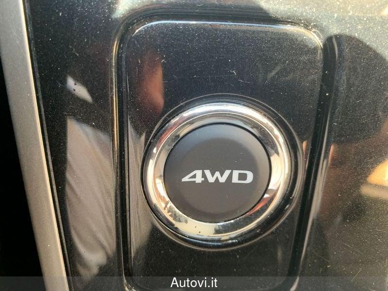 Mitsubishi Outlander 2.2 DI-D 4WD Instyle Plus SDA 7p.