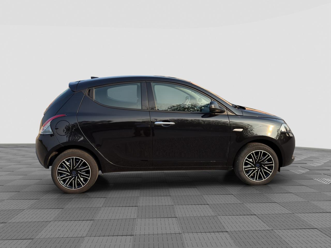 LANCIA Ypsilon 3ª serie Ypsilon 1.0 FireFly 5 porte S&S Hybrid Gold