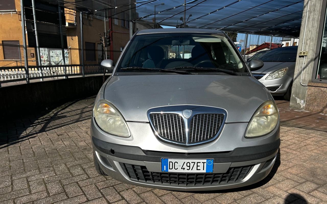 Lancia Ypsilon 1.2 Benzina