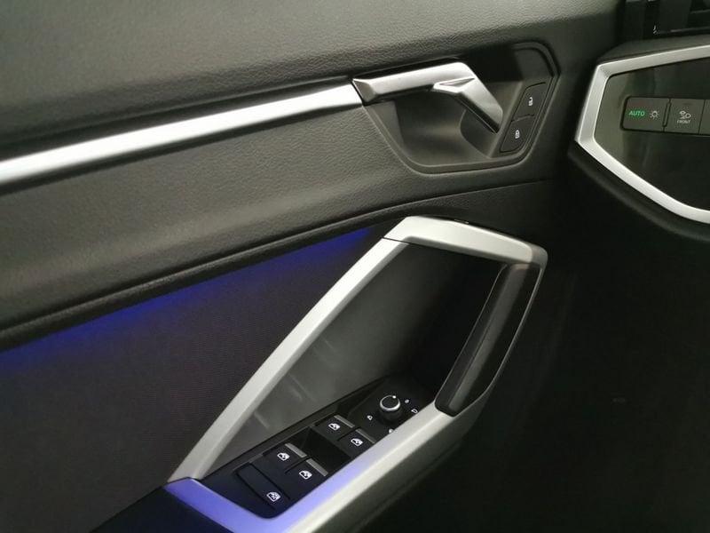 Audi Q3 35 1.5 tfsi Business Advanced s-tronic