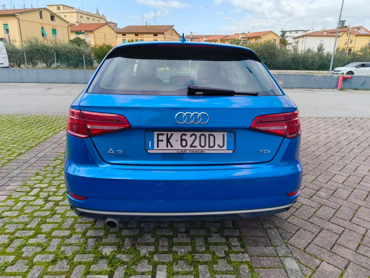 Audi A3 SPB 1.6 TDI 116 CV Sport S-LINE