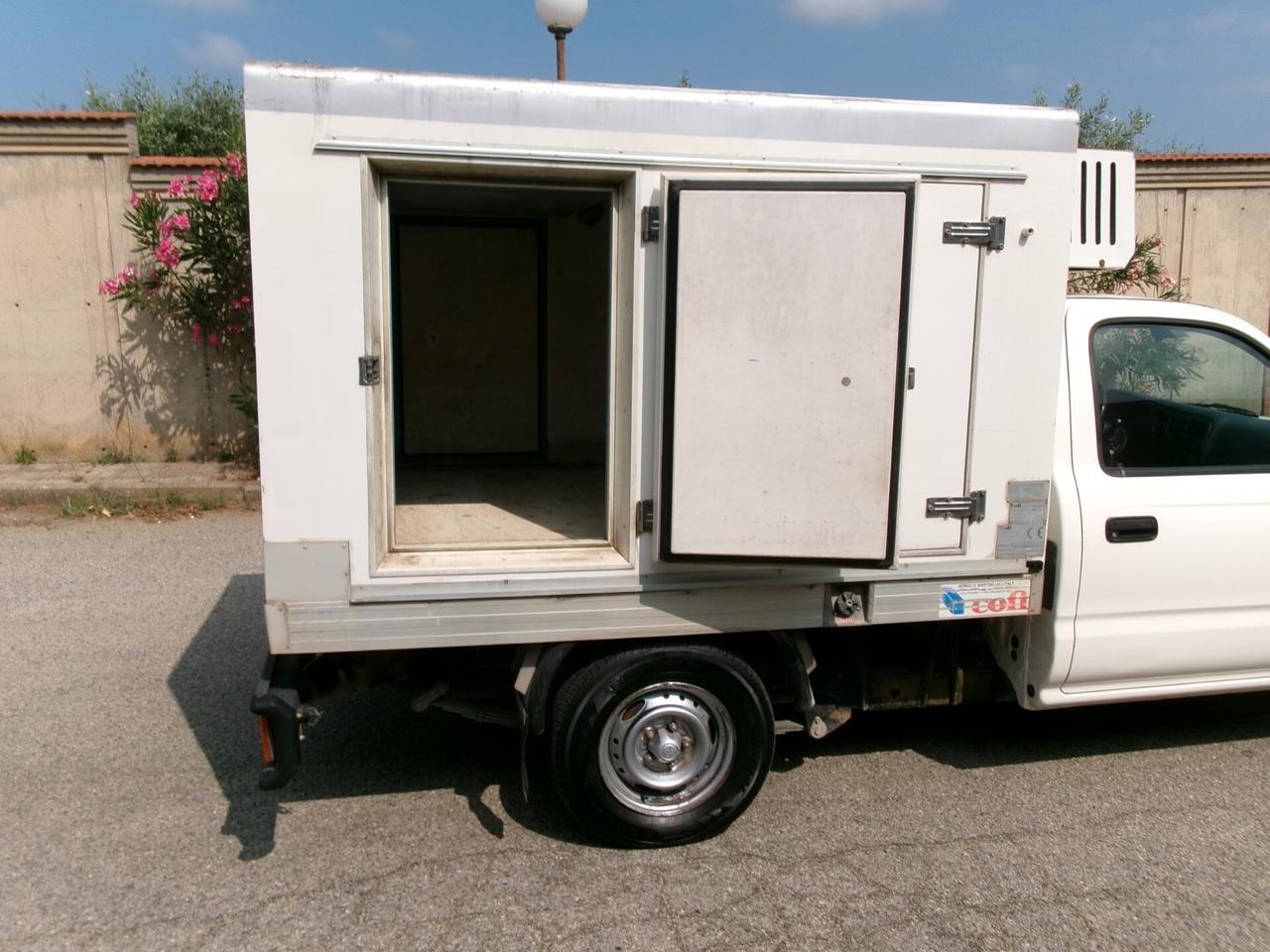 Toyota Hilux 2.5 D-4D 2WD 2p. Pick-up