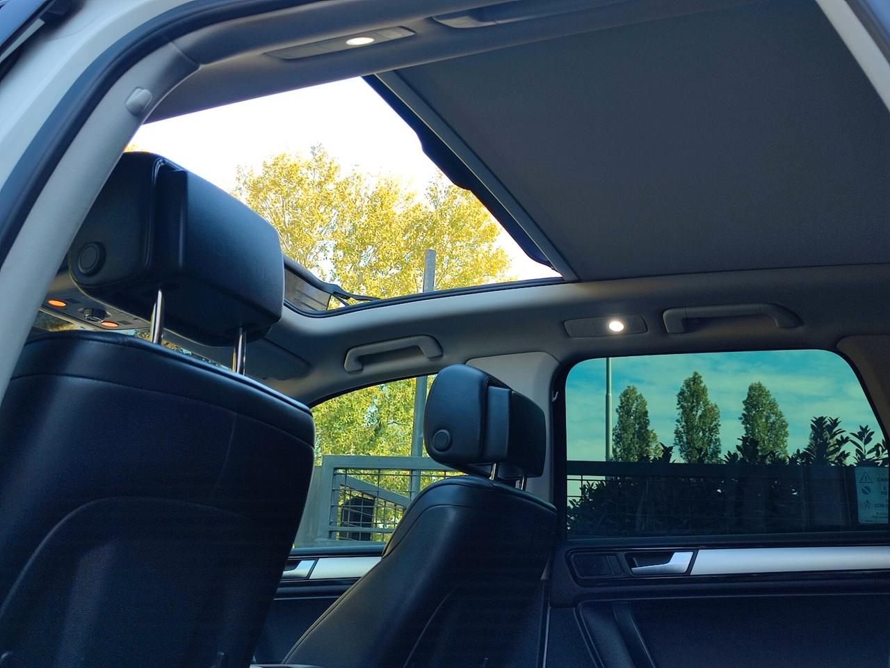 VOLKSWAGEN TOUAREG TDV6 FULL OPT NUOVA IN TUTTO UNICA