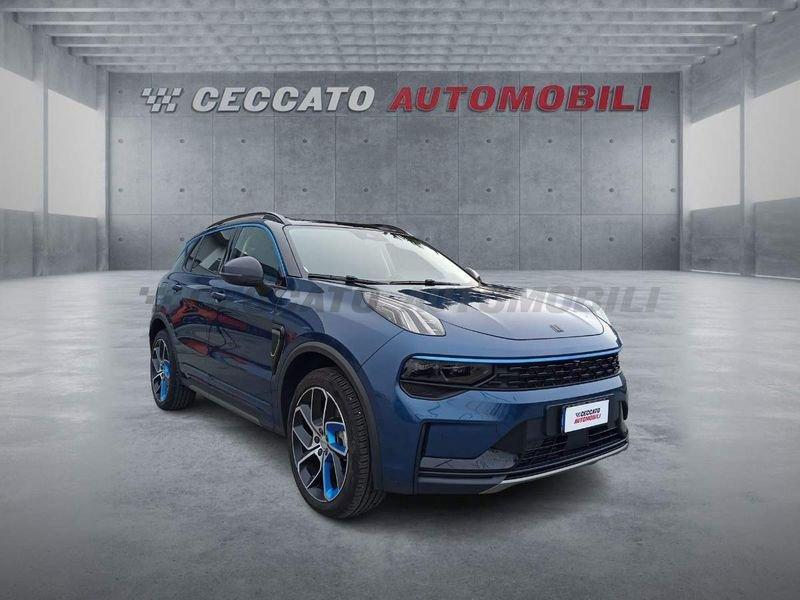 Lynk & Co 01 01 1.5 td phev