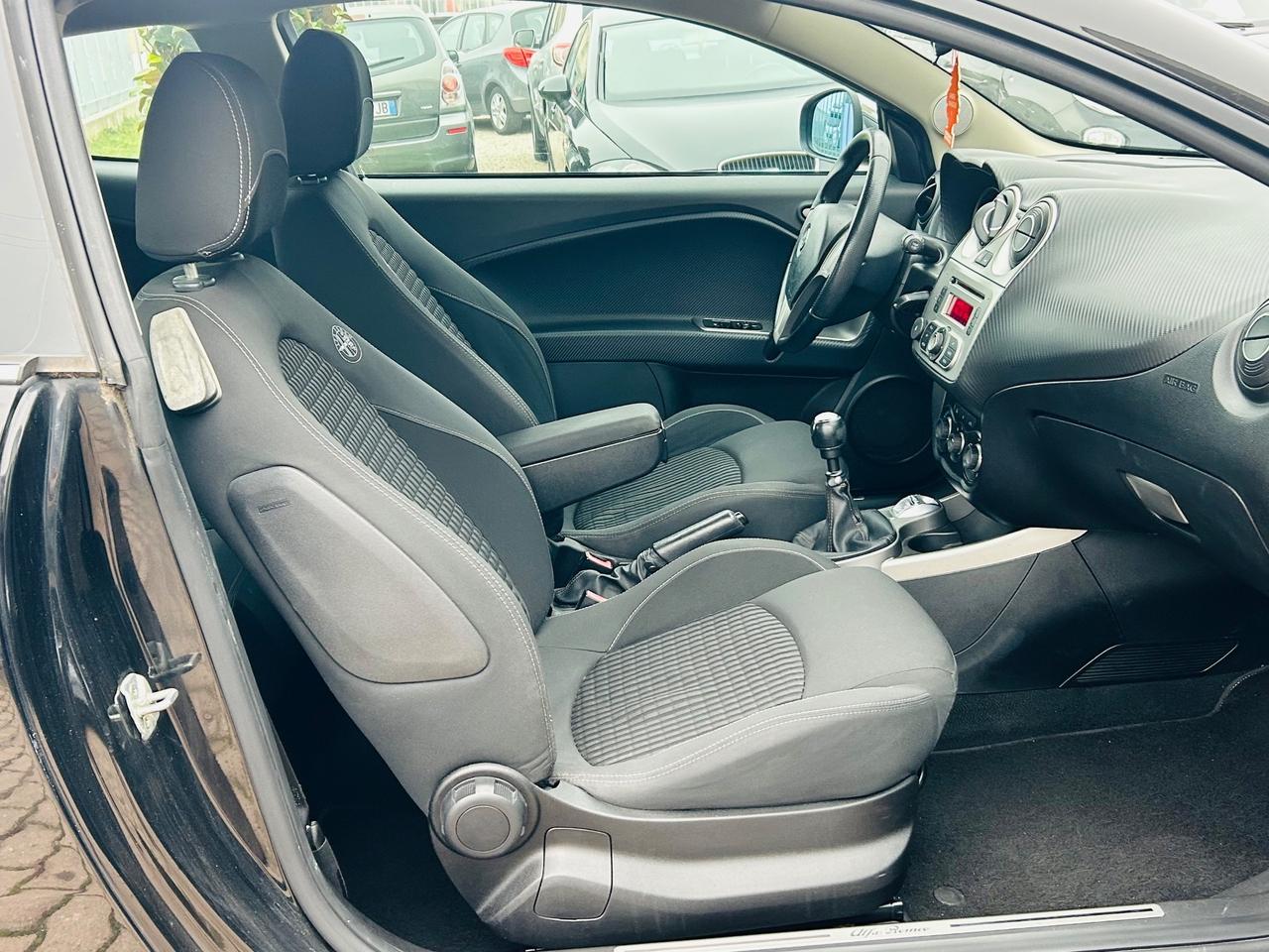 Alfa Romeo MiTo 1.4 105 CV M.air S&S Distinctive Sport Pack