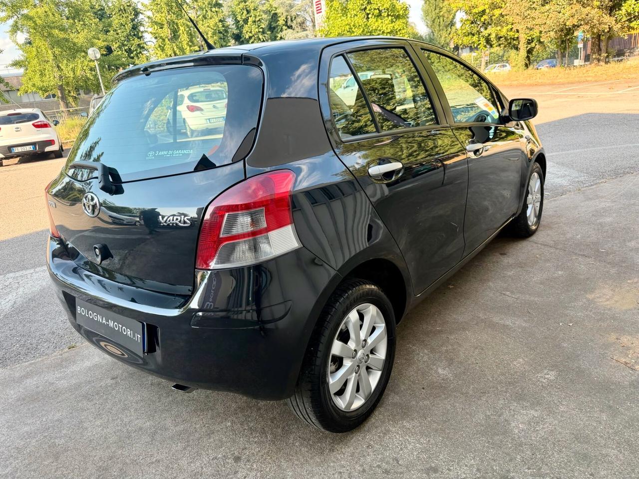 Toyota Yaris 1.3 5 porte Sol