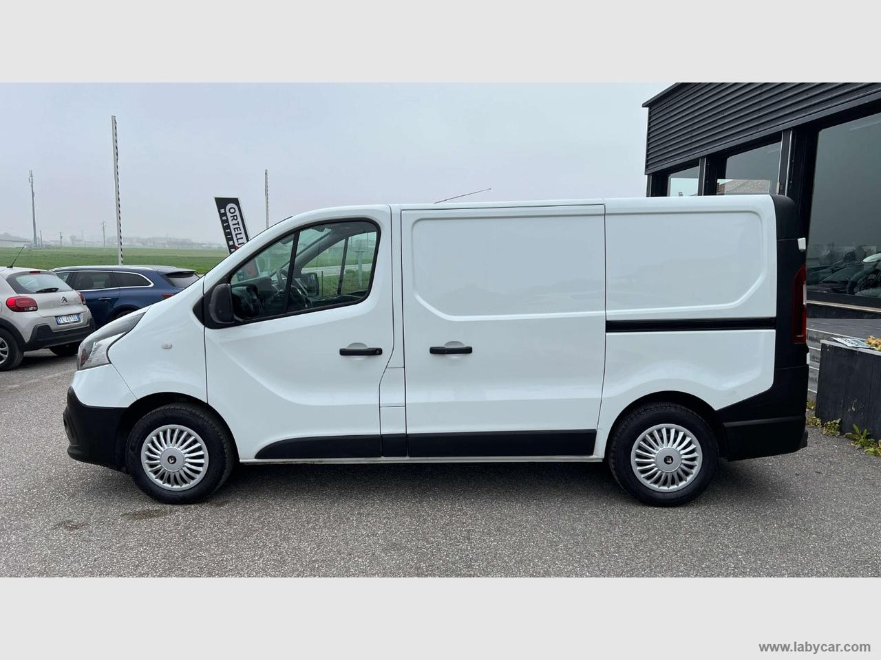 RENAULT Trafic T27 1.6dCi 120 Furgone Ice PORTA LAT DX-SX + I.V.A.