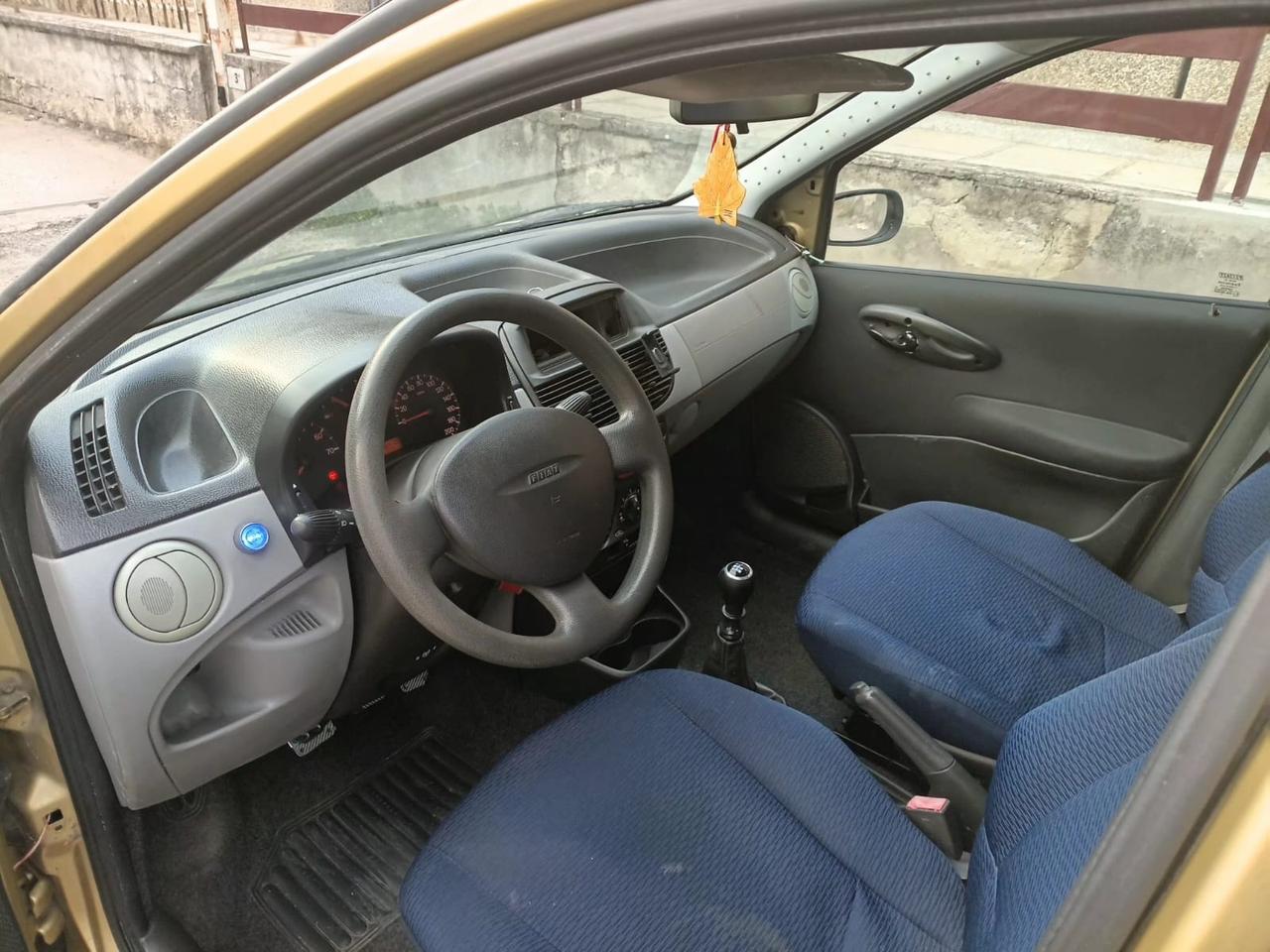 Fiat Punto 1.2i cat 5 porte ELX