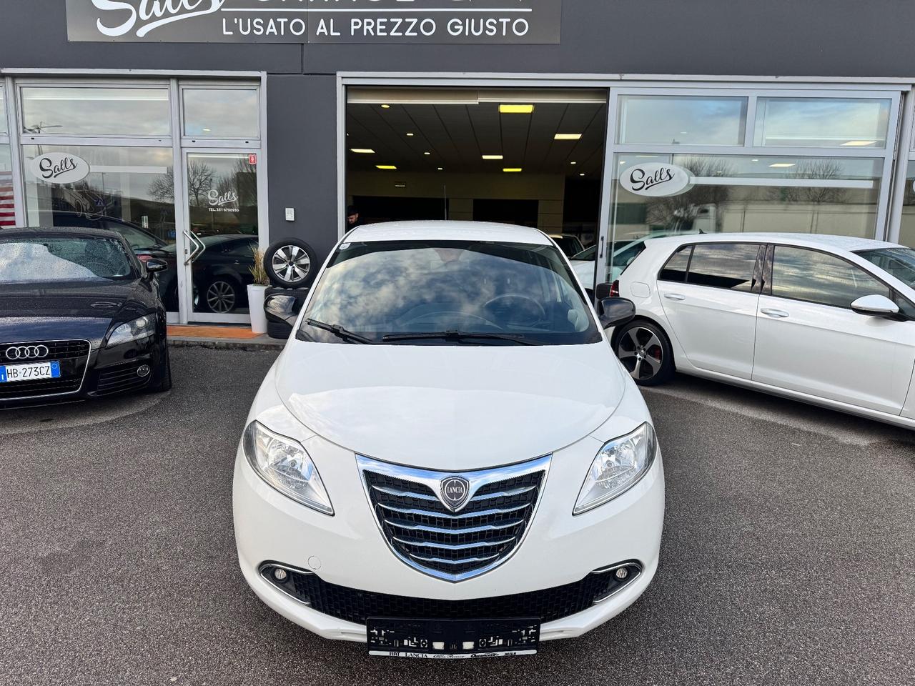Lancia Ypsilon Neopatentati