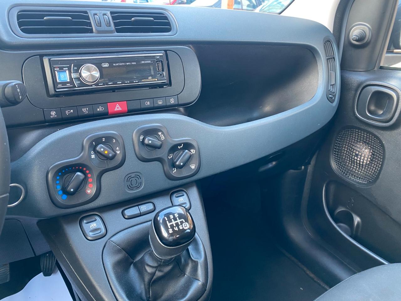 FIAT Panda 1.0 Hybrid NEOPAT. GARANTITA