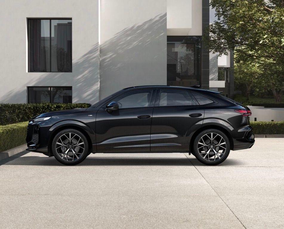 Audi Q3 35 TDI 150 CV S TRONIC S LINE EDITION TETTO LED