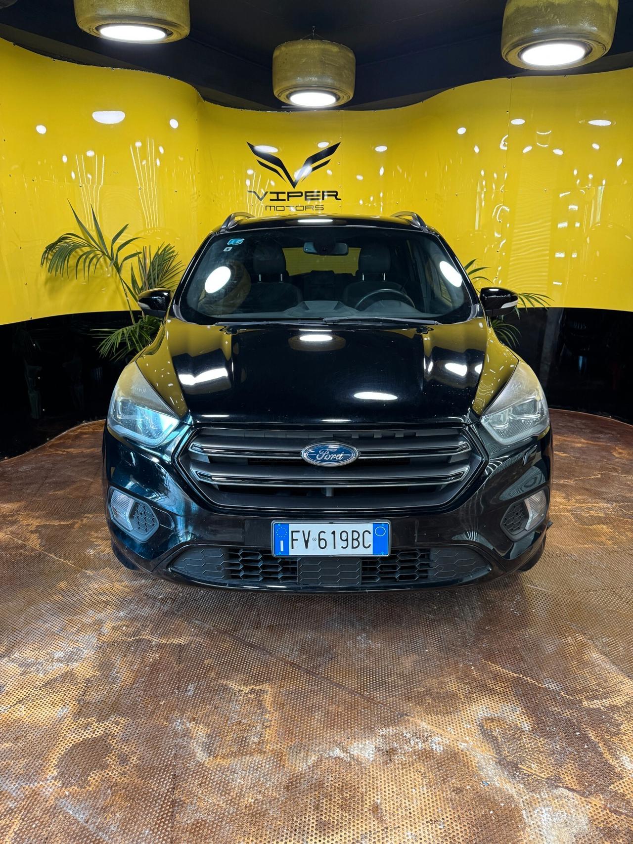 Ford Kuga 1.5 TDCI 120 CV S&S 2WD ST-Line