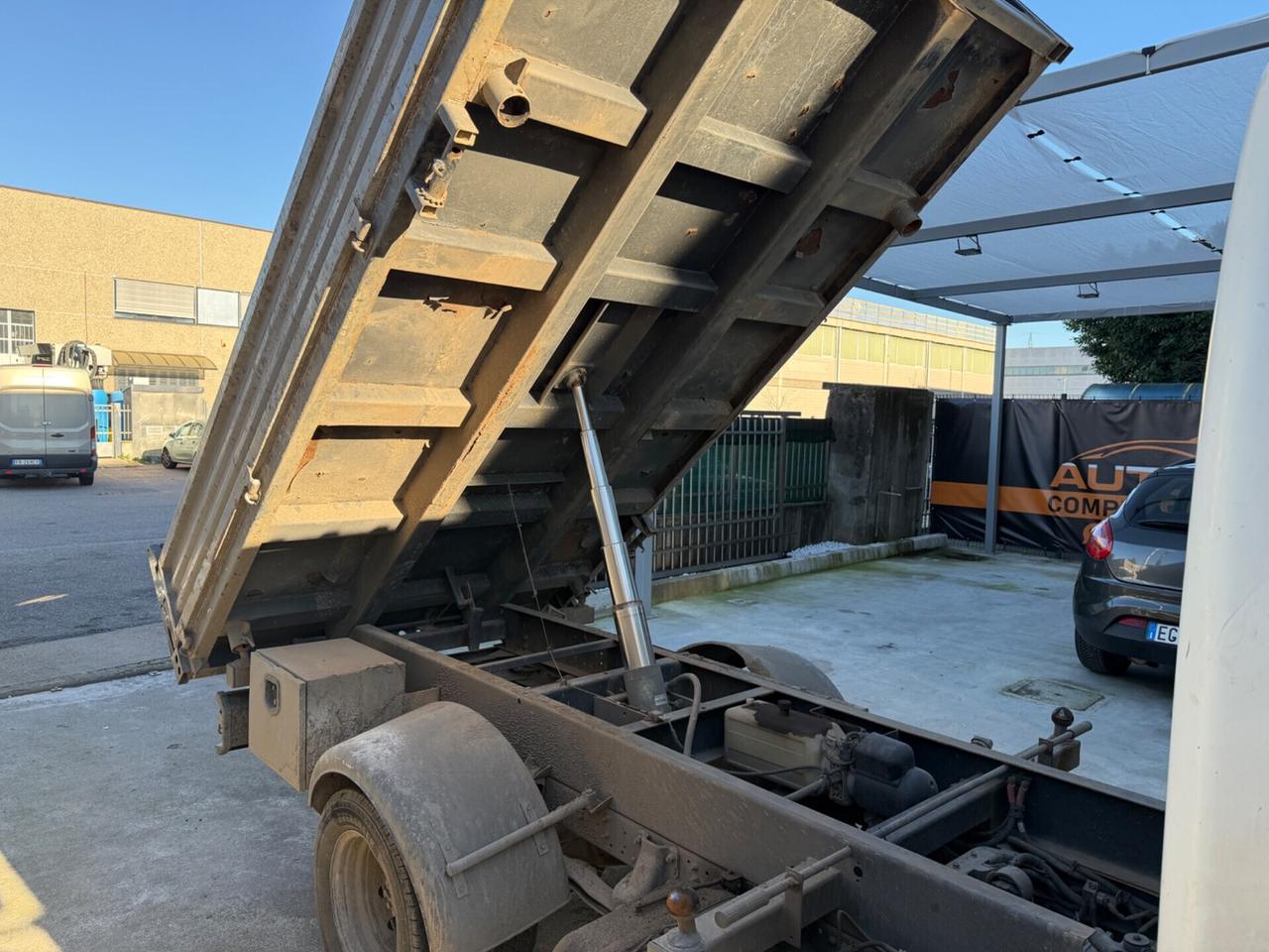 NISSAN CAB STAR NT400 2016 3.0D EURO6B RIBALTABILE TRE LATI