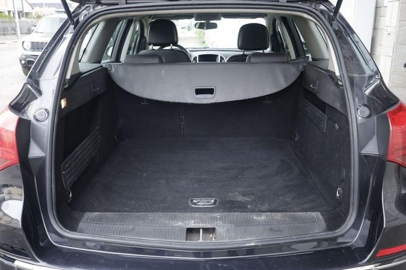 Opel Astra Opel Astra 1.6 CDTI EcoFLEX S&S Sports Tourer Cosmo 81KW ANNO 2015