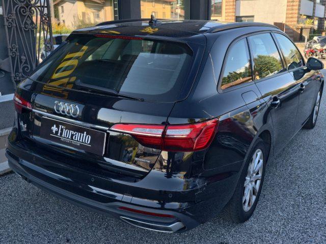 AUDI A4 Avant 40 TDI quattro S tronic Business Advanced
