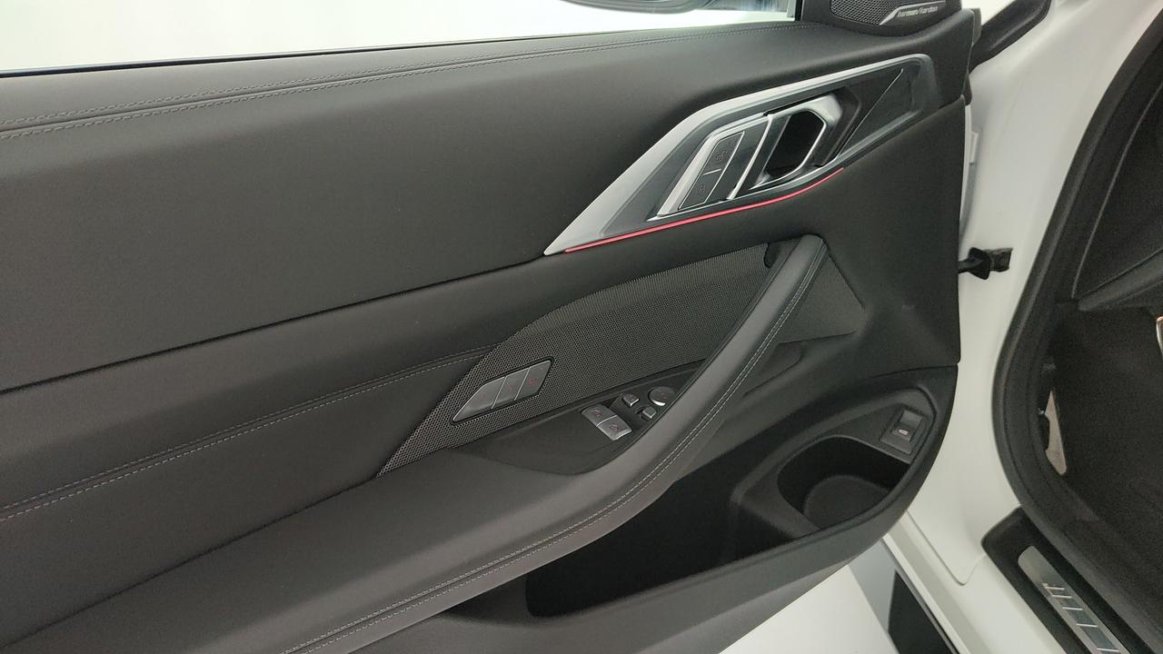 BMW M4 G82 LCI 2024 Coupe - M4 Coupe 3.0 Competition M xdrive auto