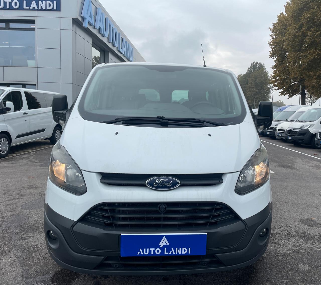 Ford Tourneo Custom Transit 270 E5 2.2 tdci 125cv Trend L1H1