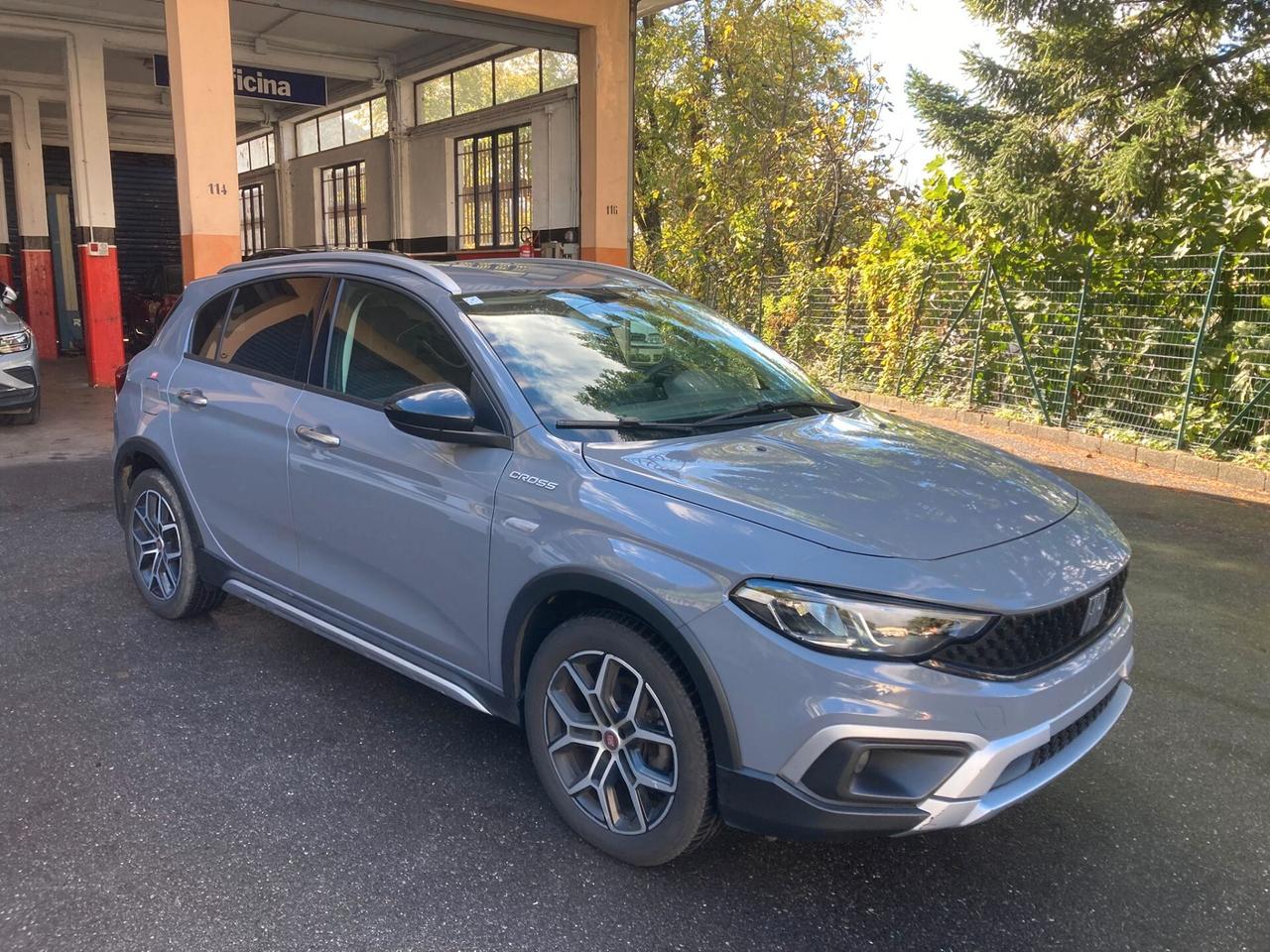 Fiat Tipo 1.6 Mjt S&S 5 porte Cross