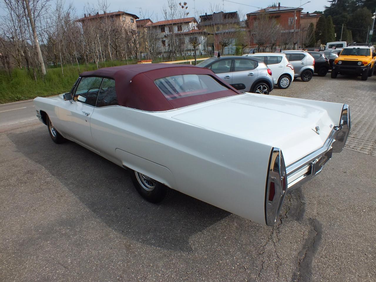 CADILLAC DEVILLE V8 CONVERTIBILE COSTRUZIONE 1966